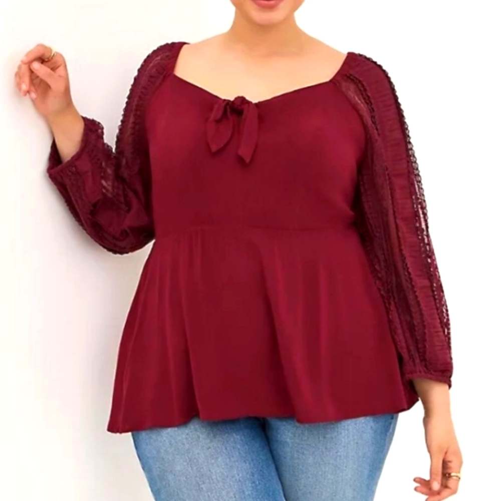 NWT Torrid Lace Sleeve Peplum Top